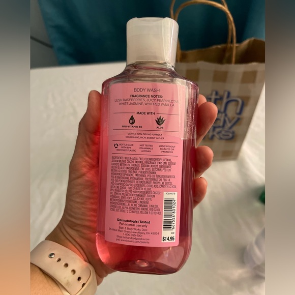 Bath and Body Works Carried Away never opened 10 oz - Picture 4 of 4